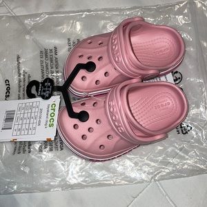 Brand new crocs size 6c